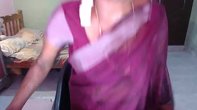 Snapshot of Novapol chatting on June 27, 1:28 pm Novapol online show from June 27, 1:28 pm
