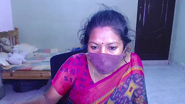 Snapshot of Novapol chatting on July 30, 5:45 pm Novapol online show from July 30, 5:45 pm