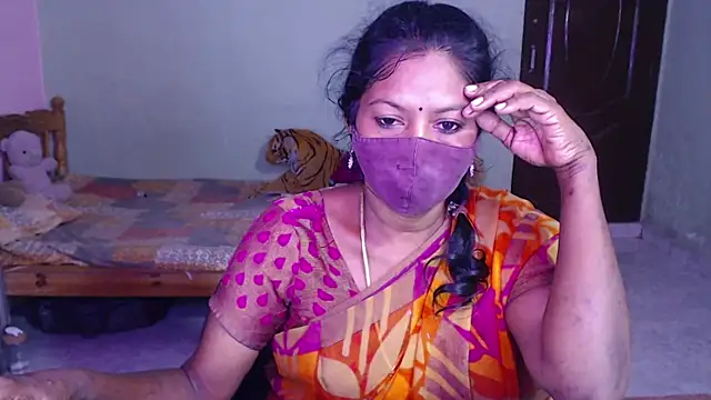 Snapshot of Novapol chatting on August 7, 5:48 pm Novapol online show from August 7, 5:48 pm