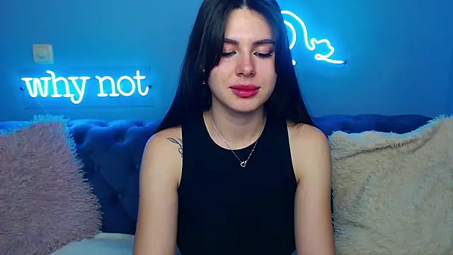 ViollinaLove online show from February 14, 11:53 am