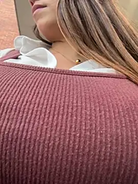 Snapshot of Hall_16 chatting on December 3, 8:29 pm Hall 16 online show from December 3, 8:29 pm