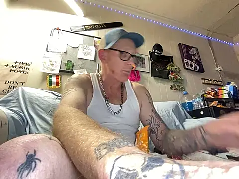 CLoSpunkmeyer69 online show from February 17, 7:49 am