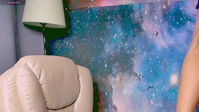 XXsexylongcockXX online show from February 12, 12:48 am