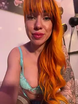 Pia July  online show from January 29, 8:56 pm