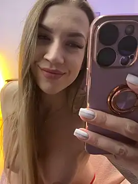 Snapshot of Cute-Alice chatting on December 22, 2:27 pm Cute-Alice online show from December 22, 2:27 pm