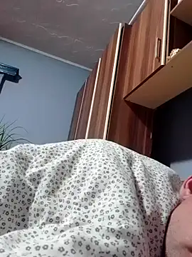 Snapshot of Rolandxxxr chatting on March 9, 11:46 pm Rolandxxxr online show from March 9, 11:46 pm