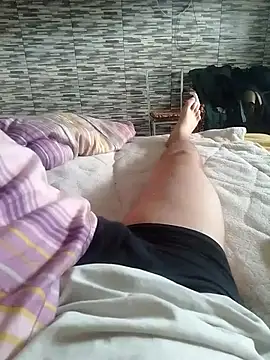 Snapshot of Rolandxxxr chatting on February 16, 9:38 am Rolandxxxr online show from February 16, 9:38 am