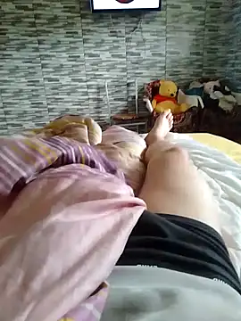 Snapshot of Rolandxxxr chatting on April 13, 9:15 am Rolandxxxr online show from April 13, 9:15 am