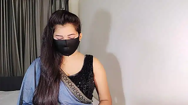Snapshot of YourLovelyQueen chatting on December 27, 6:46 am YourLovelyQueen online show from December 27, 6:46 am