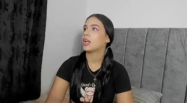 Hanna Risso online show from March 20, 6:20 pm