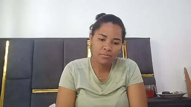 aleixane online show from April 24, 8:50 am