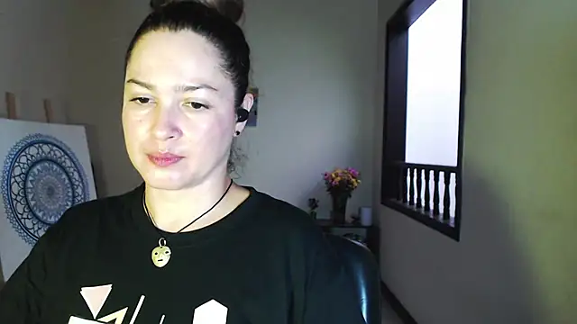 solamatista11 online show from February 11, 10:39 pm