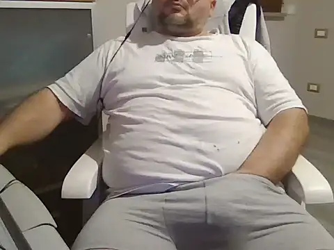 iron boy80 online show from November 14, 11:46 pm