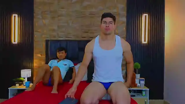 FelipeAndMarcello3 online show from March 19, 2:57 pm