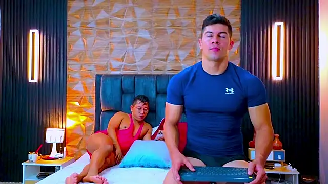 FelipeAndMarcello3 online show from June 23, 2:15 pm