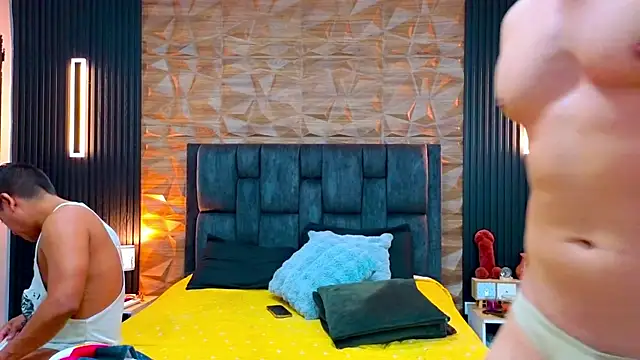 FelipeAndMarcello3 online show from July 15, 2:22 pm