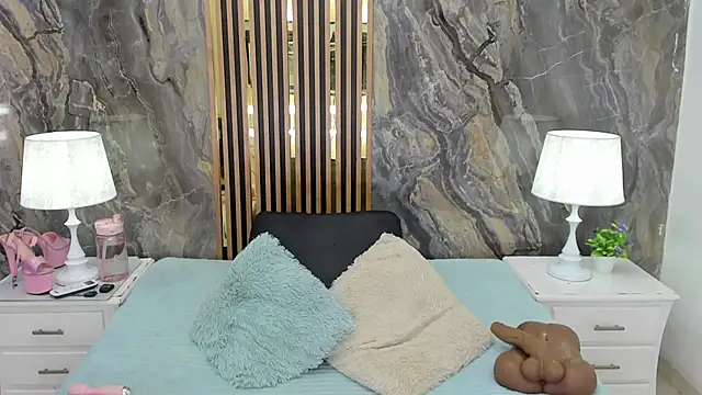 Snapshot of Nyakimgold chatting on May 14, 12:34 pm Nyakimgold online show from May 14, 12:34 pm