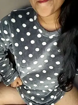 Sweet-Berry online show from December 10, 5:55 pm