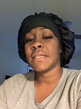 Foreignthababyy online show from September 26, 1:15 pm