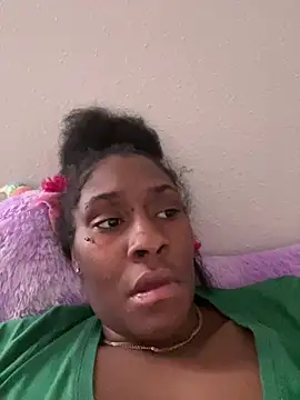 Snapshot of Foreignthababyy chatting on March 28, 7:46 pm Foreignthababyy online show from March 28, 7:46 pm