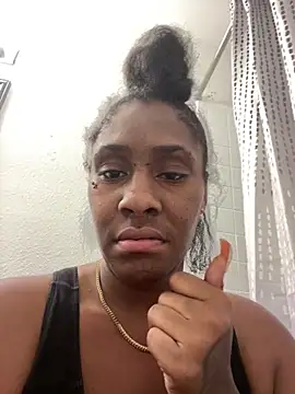 Snapshot of Foreignthababyy chatting on March 29, 5:24 pm Foreignthababyy online show from March 29, 5:24 pm