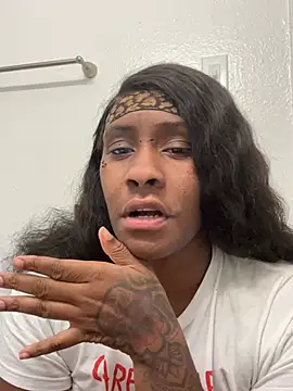 Snapshot of Foreignthababyy chatting on April 9, 4:56 am Foreignthababyy online show from April 9, 4:56 am