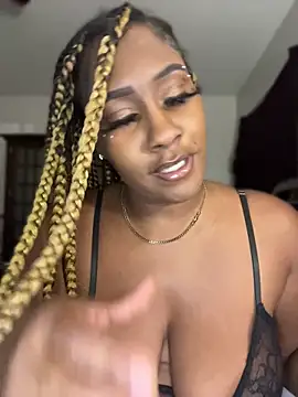 Snapshot of Foreignthababyy chatting on June 23, 7:28 am Foreignthababyy online show from June 23, 7:28 am