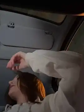 -AngelAri- online show from March 12, 9:03 pm