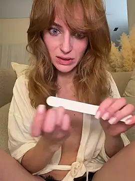 Snapshot of -AngelAri- chatting on May 9, 9:09 pm -AngelAri- online show from May 9, 9:09 pm