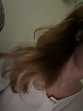 Snapshot of -AngelAri- chatting on June 7, 1:04 pm -AngelAri- online show from June 7, 1:04 pm