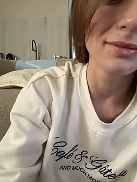 Snapshot of -AngelAri- chatting on June 14, 1:02 pm -AngelAri- online show from June 14, 1:02 pm