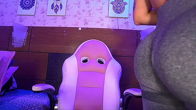 mssburbuja online show from February 7, 3:12 am