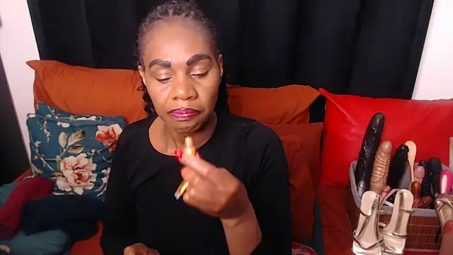 sexybootylicious online show from September 25, 8:29 am