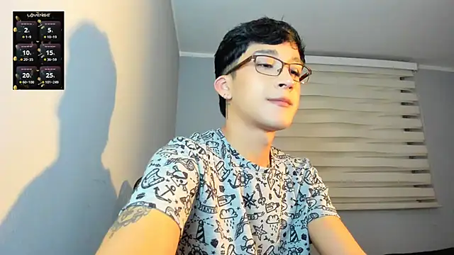 tom Howard online show from October 16, 4:24 am