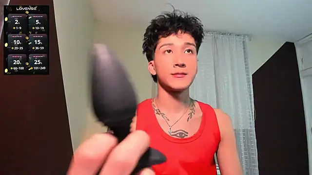tom Howard online show from June 11, 2:53 am