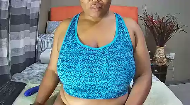 Snapshot of missboobsxx chatting on March 9, 4:33 pm missboobsxx online show from March 9, 4:33 pm