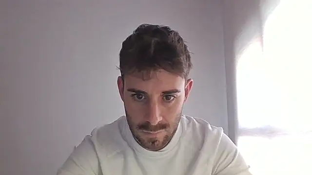 Snapshot of vargas90 chatting on February 16, 12:12 pm vargas90 online show from February 16, 12:12 pm