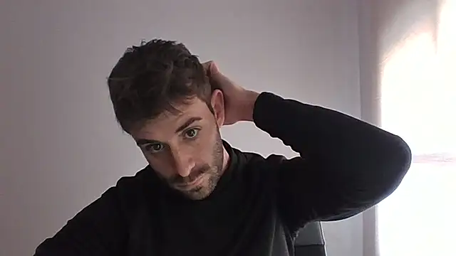 Snapshot of vargas90 chatting on February 25, 12:04 pm vargas90 online show from February 25, 12:04 pm