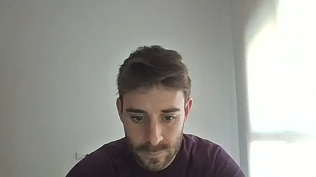 Snapshot of vargas90 chatting on February 27, 12:16 pm vargas90 online show from February 27, 12:16 pm