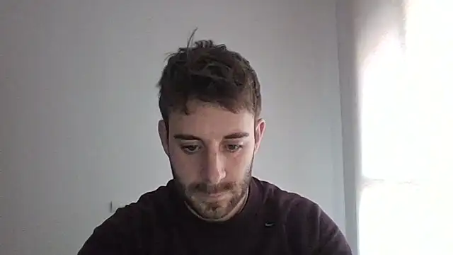 Snapshot of vargas90 chatting on March 4, 1:17 pm vargas90 online show from March 4, 1:17 pm