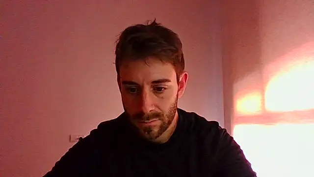 Snapshot of vargas90 chatting on March 9, 12:09 pm vargas90 online show from March 9, 12:09 pm