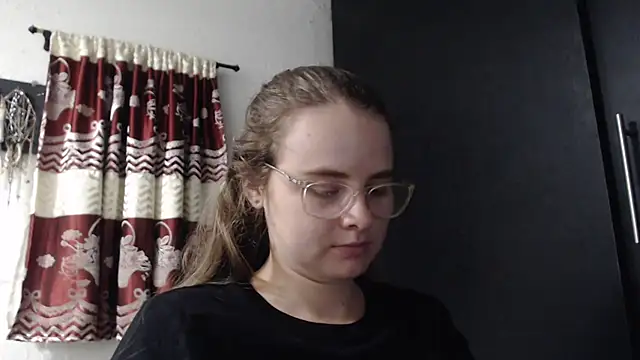 HellenMiyer1111 online show from November 19, 7:14 pm