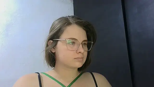 HellenMiyer1111 online show from July 8, 2:21 pm