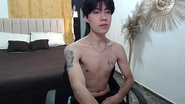 Elio-cam online show from November 27, 4:14 am