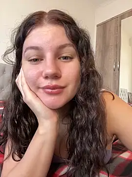 Snapshot of likaxxx chatting on December 4, 12:14 pm likaxxx online show from December 4, 12:14 pm