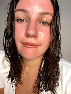 Snapshot of likaxxx chatting on September 8, 6:18 pm likaxxx online show from September 8, 6:18 pm