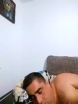 ADRIAN ADI40 online show from December 22, 10:25 pm