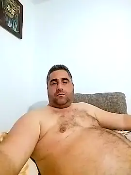 ADRIAN ADI40 online show from February 1, 8:26 pm