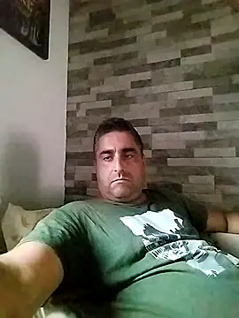 ADRIAN ADI40 online show from October 8, 7:28 am