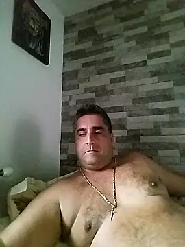 ADRIAN ADI40 online show from October 14, 2:18 pm